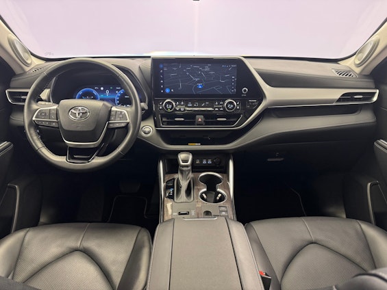 Vehicle image 5 Vehicle image 5