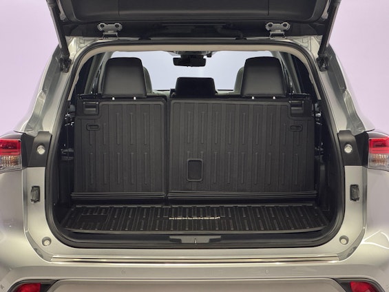 Vehicle image 11 Vehicle image 11