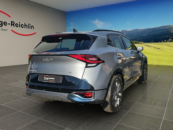 Vehicle image 4 Vehicle image 4