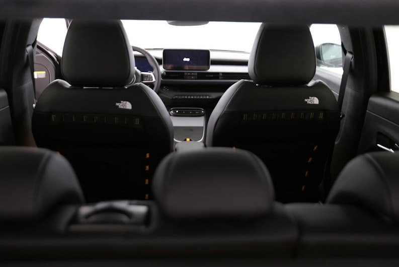 Vehicle image JEEP AVENGER