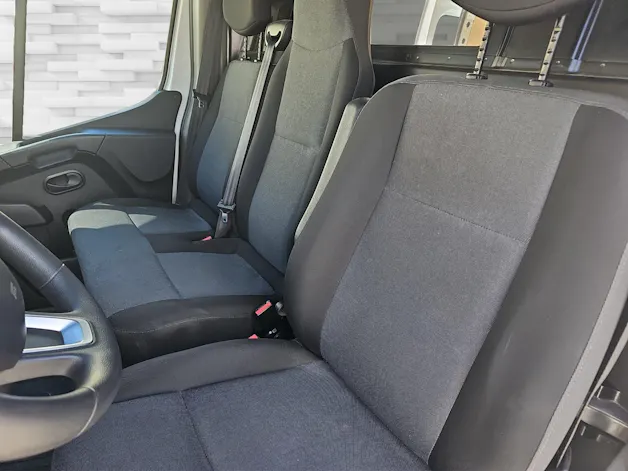 Renault Master Kaw. 3.3 t L2H2 2.3 dCi 135 TwinTurbo