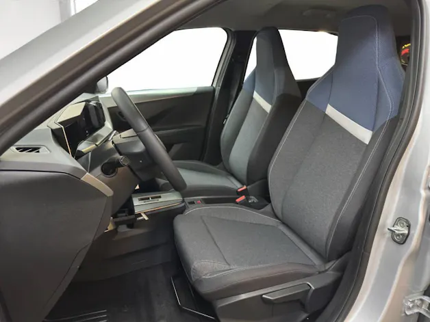 Opel Frontera 1.2 T HEV 145 Edition