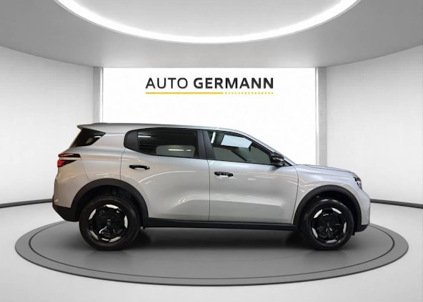 Vehicle image 6 Vehicle image 6