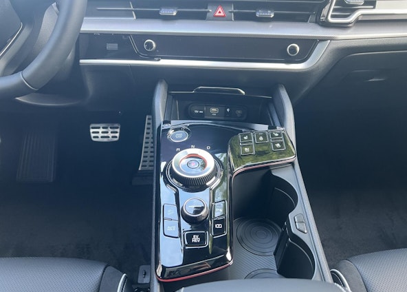 Vehicle image 10 Vehicle image 10