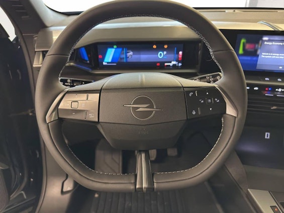 Vehicle image 11 Vehicle image 11