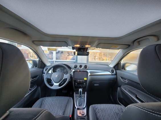 Vehicle image 6 Vehicle image 6