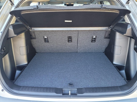 Vehicle image 8 Vehicle image 8