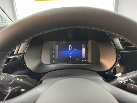 Vehicle image 9 Vehicle image 9