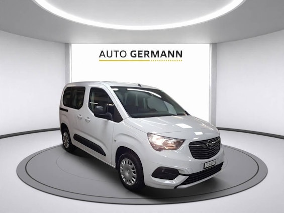 Vehicle image 3 Vehicle image 3