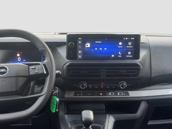 Vehicle image 14 Vehicle image 14