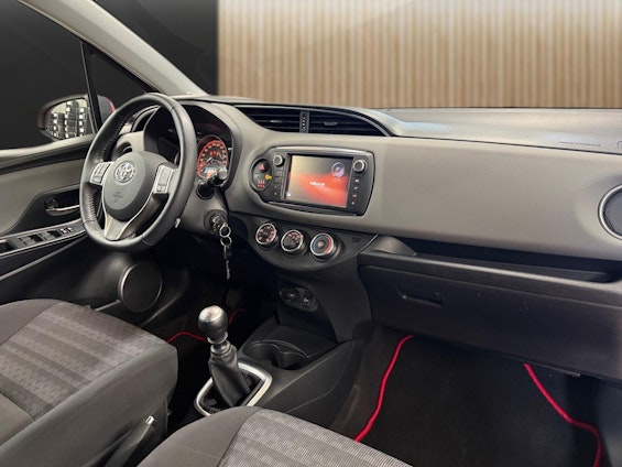 Vehicle image 31