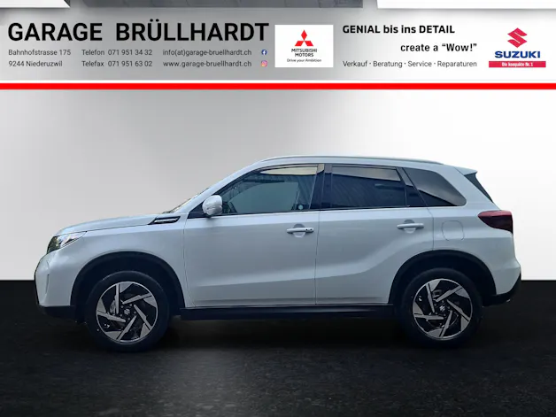 Suzuki Vitara 1.4 T Compact Top Hybrid 4x4 mit AHK