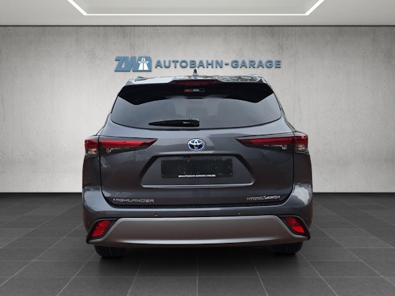 Vehicle image 3 Vehicle image 3