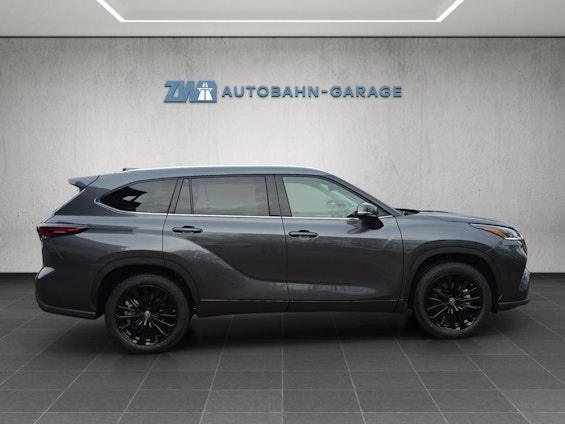 Vehicle image 5 Vehicle image 5