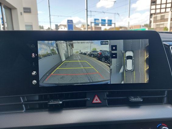 Vehicle image 10 Vehicle image 10