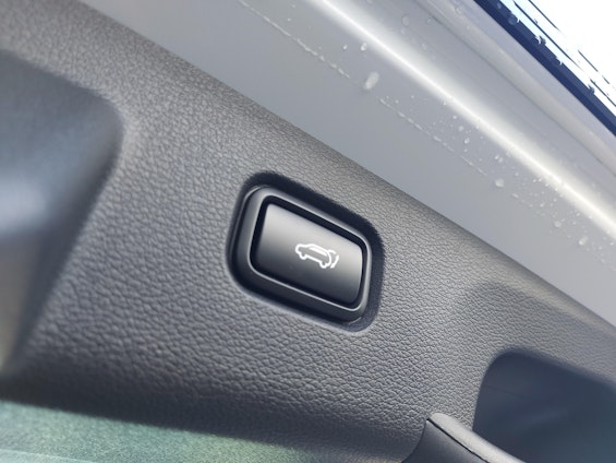 Vehicle image 12 Vehicle image 12