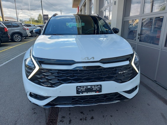 Vehicle image 18 Vehicle image 18