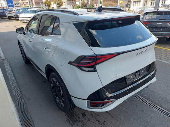 Vehicle image 28 Vehicle image 28