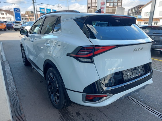 Vehicle image 27 Vehicle image 27