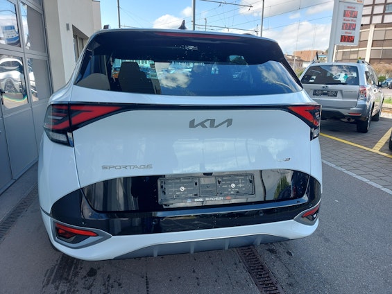 Vehicle image 3 Vehicle image 3