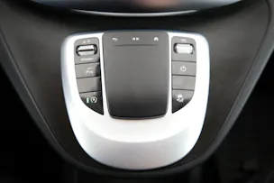 Mercedes-Benz V 250 d lang 4matic personnes à mobilité réduite (PMR)