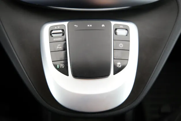Mercedes-Benz V 250 d lang 4matic personnes à mobilité réduite (PMR)