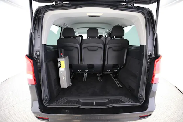 Mercedes-Benz V 250 d lang 4matic personnes à mobilité réduite (PMR)