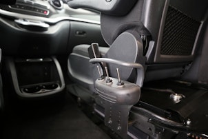 Vehicle image MERCEDES-BENZ V 250 d lang 4matic Van