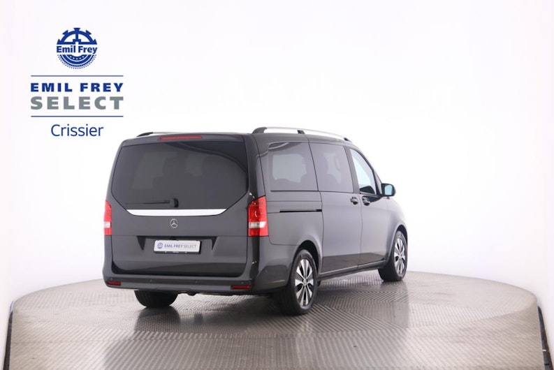 Vehicle image MERCEDES-BENZ V 250