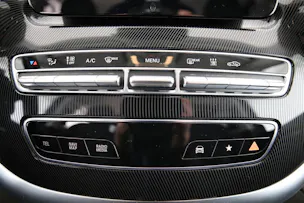 Mercedes-Benz V 250 d lang 4matic personnes à mobilité réduite (PMR)
