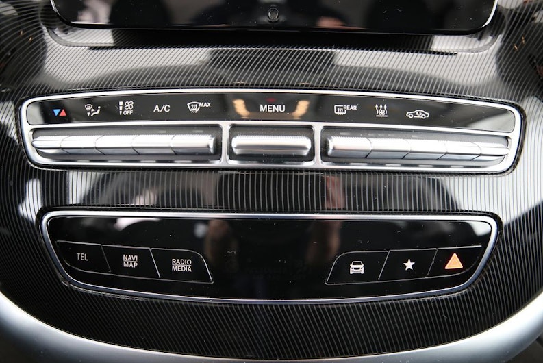 Vehicle image MERCEDES-BENZ V 250