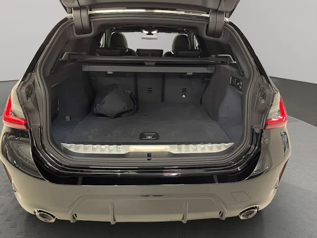 BMW 320e xDrive Touring