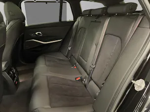 BMW 320e xDrive Touring