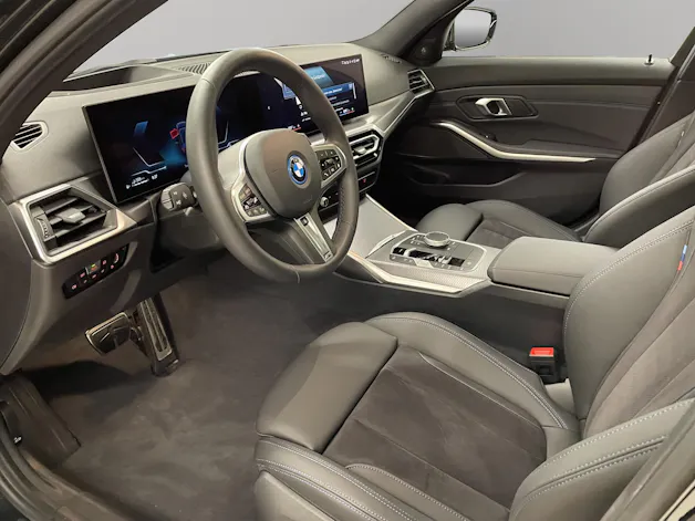 BMW 320e xDrive Touring