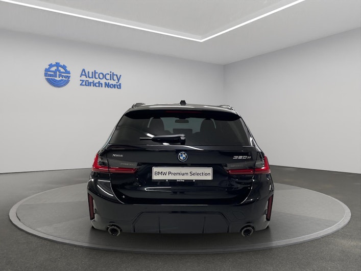 Vehicle image BMW 3 SERIES