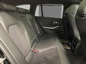 Vehicle image BMW 320e xDrive Touring