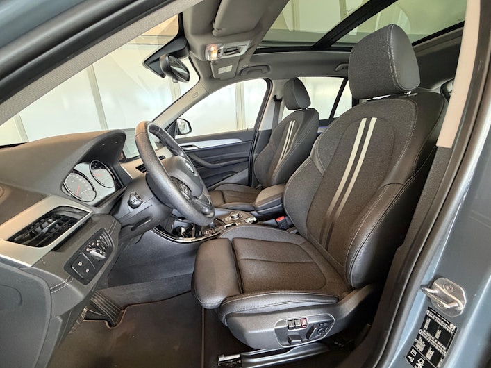 Vehicle image BMW X1