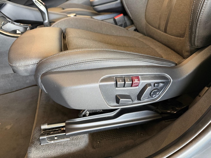 Vehicle image BMW X1