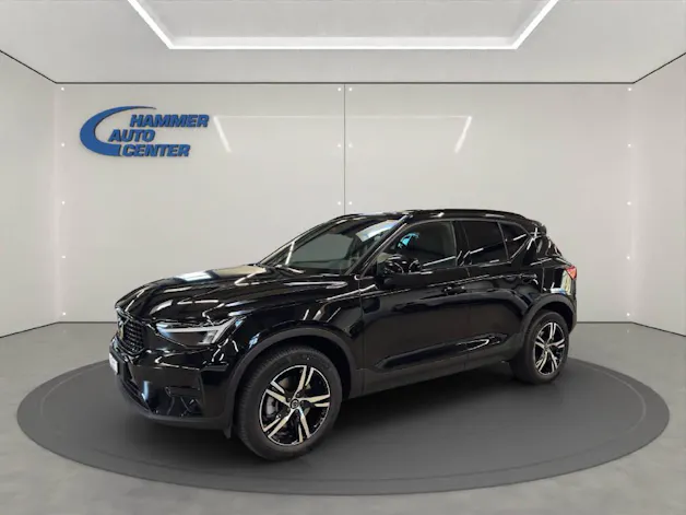 Volvo XC40 2.0 B3 MH Plus Dark