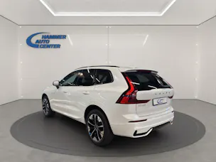 Volvo XC60 2.0 B5 MH Ultra Dark AWD
