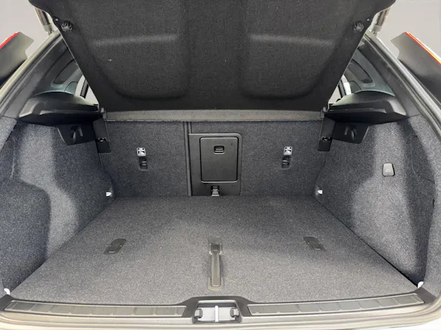 Volvo XC40 2.0 B4 MH Ultra Dark