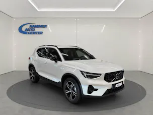 Volvo XC40 2.0 B3 MH Plus Dark