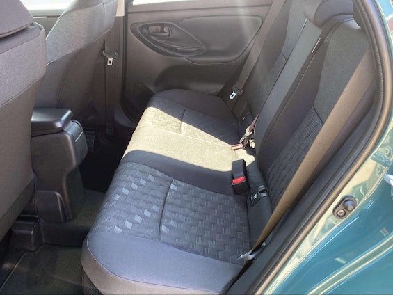 Vehicle image 6 Vehicle image 6