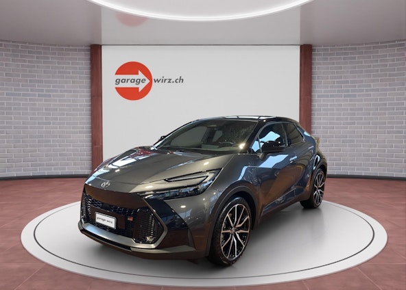 First vehicle image First vehicle image