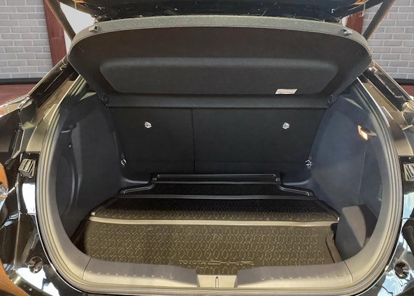 Vehicle image 10 Vehicle image 10