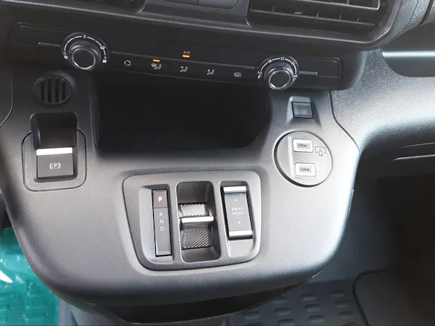 Toyota PROACE CITY Van L2 52KWh Active
