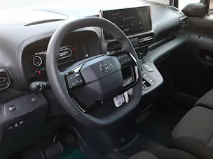Toyota PROACE CITY Van L2 52KWh Active