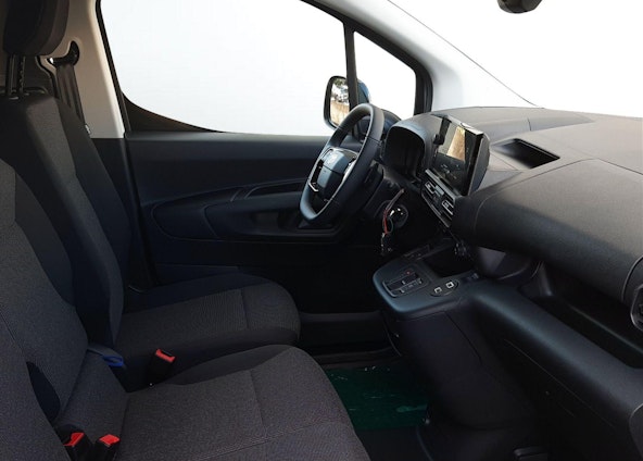 Vehicle image 14 Vehicle image 14