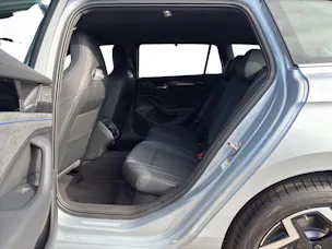 VW Passat Variant 1.5 TSI evo2 Plug-In- Hybrid R-Line DSG