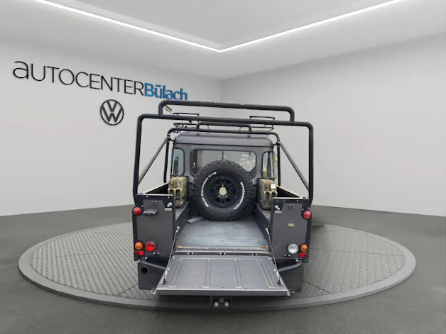Land Rover Defender 110 SW 2.5 Td5